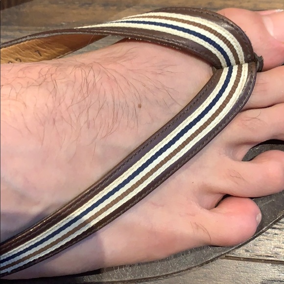 Men’s aquascutum London leather sandals - Picture 3 of 7